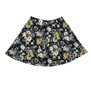 h&m Floral Pleated Mini Skirt Size Small Women’s